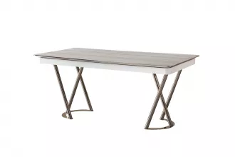 Chloe Table
